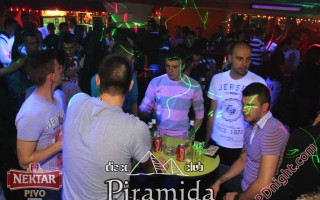 Prednovogodišnji party, Disco club Piramida Busnovi, 29.12.2013.